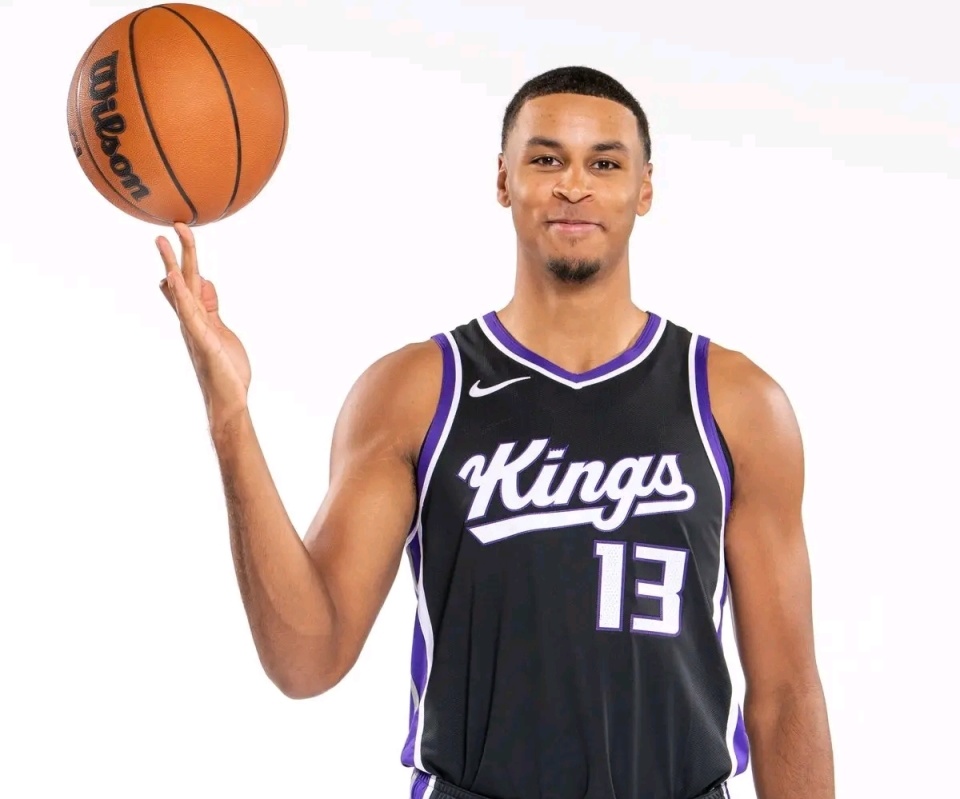 雷和萨克拉 雷和萨克拉